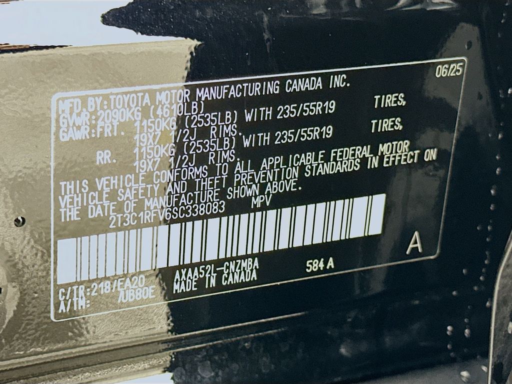 Thumbnail: 2025 Toyota RAV4 - 32