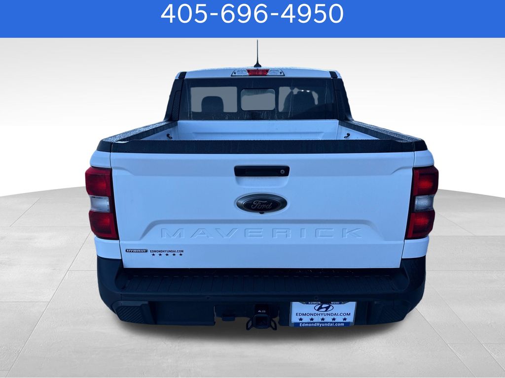 View vehicle photo 4