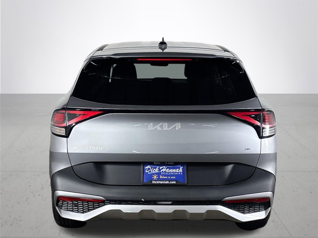 2025 Kia Sportage Hybrid LX