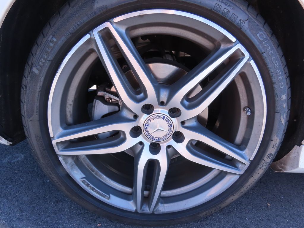 Thumbnail: 2017 Mercedes-Benz E-Class - 17