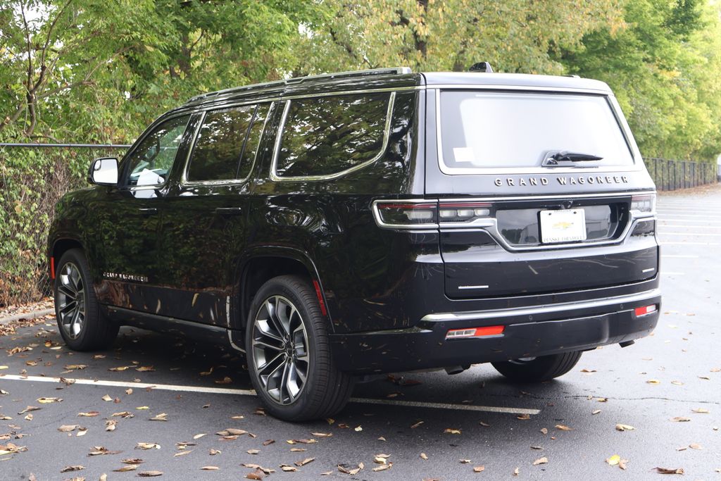 Thumbnail: 2022 Jeep Grand Wagoneer - 5