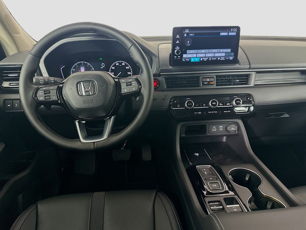 Thumbnail: 2025 Honda Pilot - 18