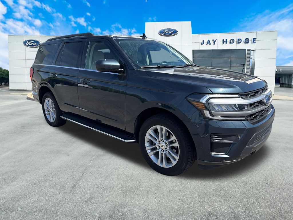 Stone Blue Metallic 2022 Ford Expedition XLT 4WD SUV / Crossover Four-Wheel Drive Automatic