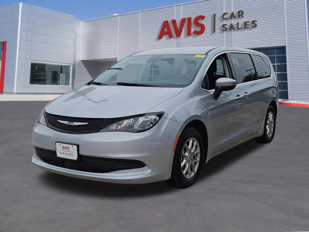 Silver Mist Clearcoat 2023 Chrysler Voyager LX FWD Minivan Front-Wheel Drive 9-Speed Automatic