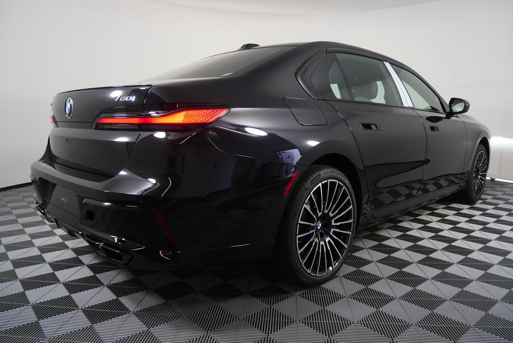 2025 BMW 7 Series 760i xDrive 3