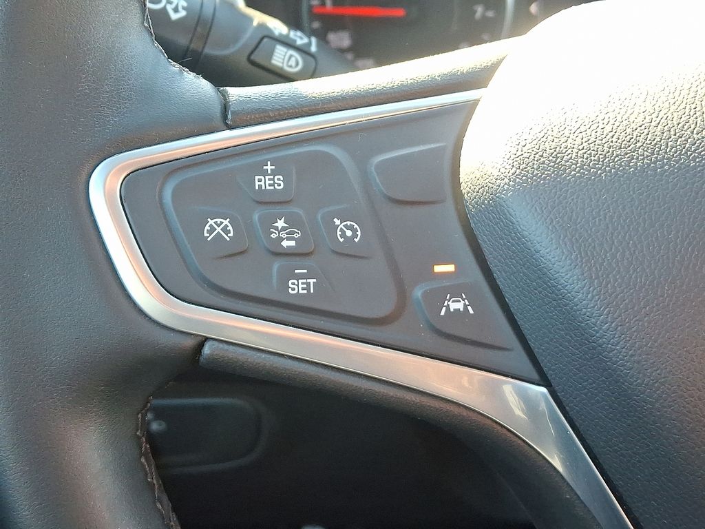 Thumbnail: 2023 Chevrolet Equinox - 21