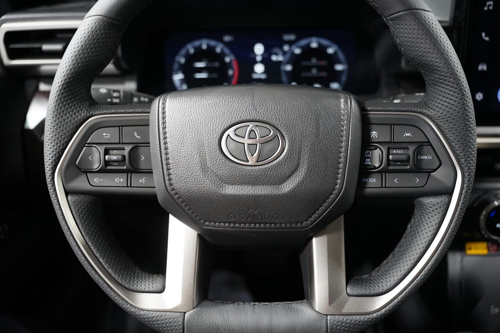 2025 Toyota Tacoma TRD Off-Road 13