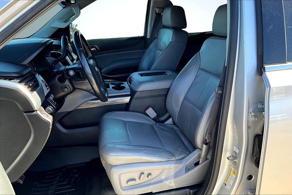 2017 Chevrolet Tahoe LT Silver at Autostrade