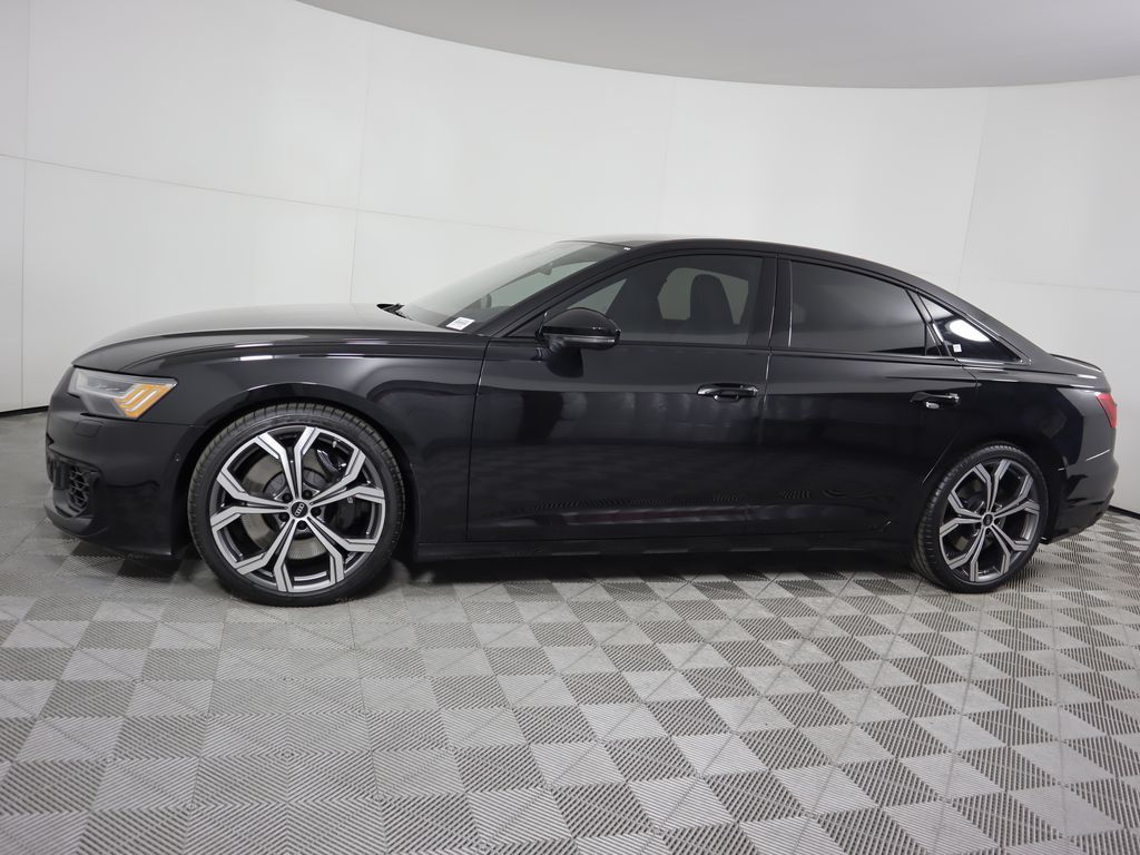 Thumbnail: 2025 Audi S6 - 8