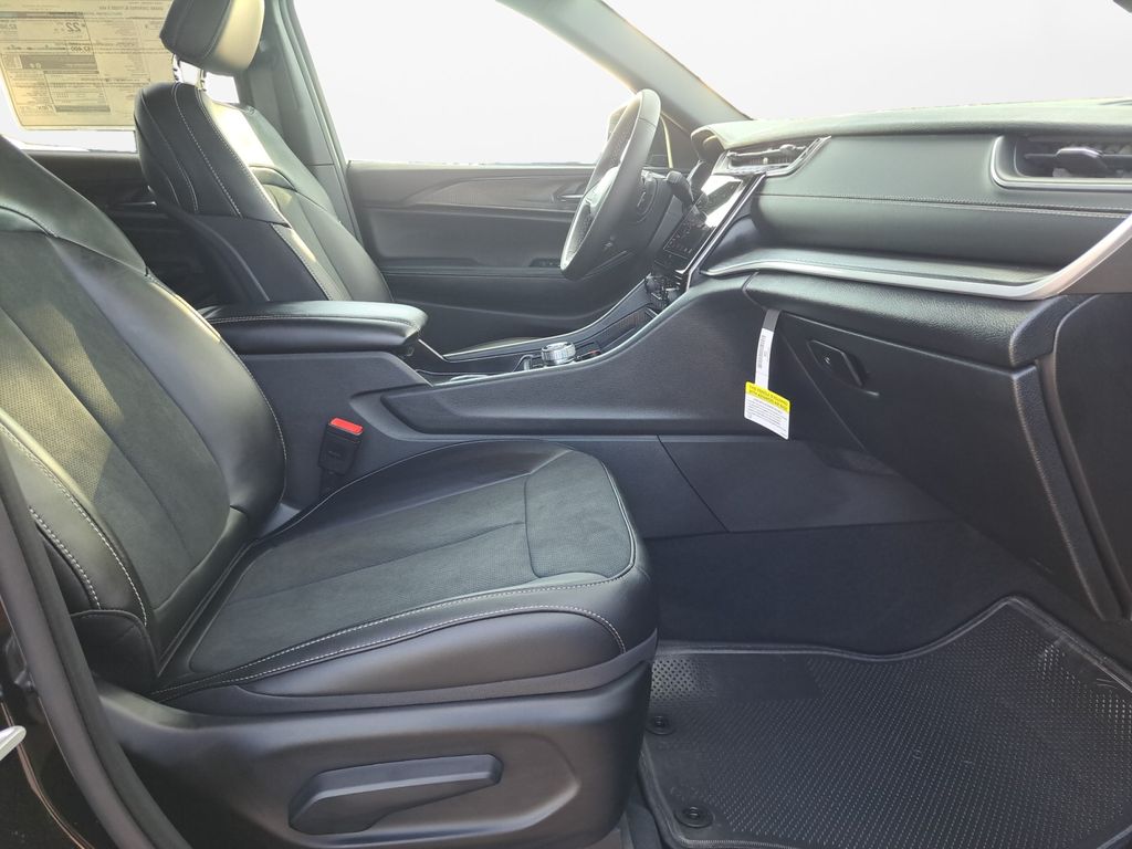 New Car 2025 Jeep Grand Cherokee  Altitude X For Sale Under $40,000 In Austin, Texas