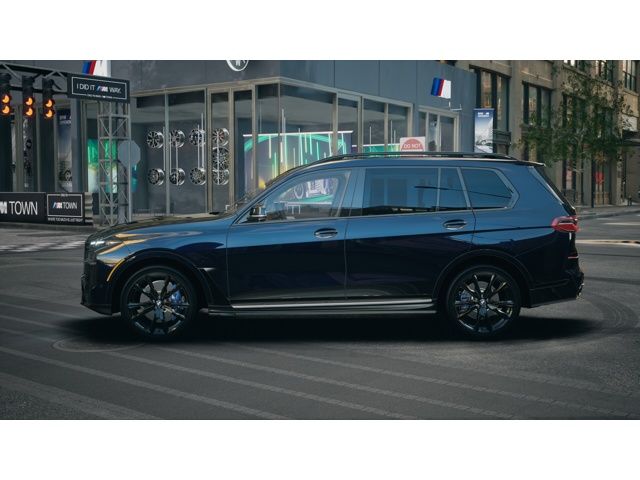 Thumbnail: 2026 BMW X7 - 4