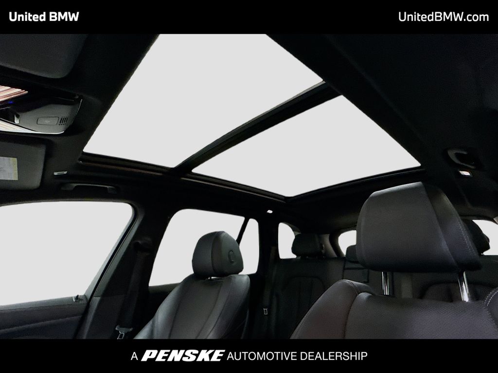 Thumbnail: 2021 BMW X5 - 12