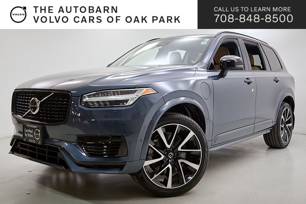2023 Volvo XC90 Recharge T8 Ultimate Dark Theme eAWD