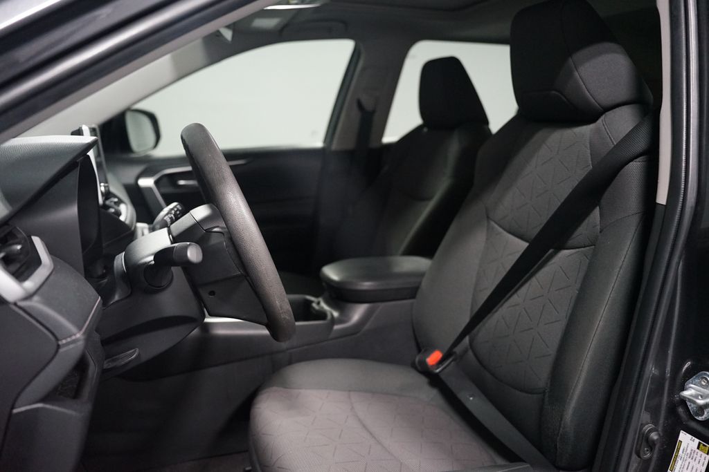 Thumbnail: 2024 Toyota RAV4 - 7