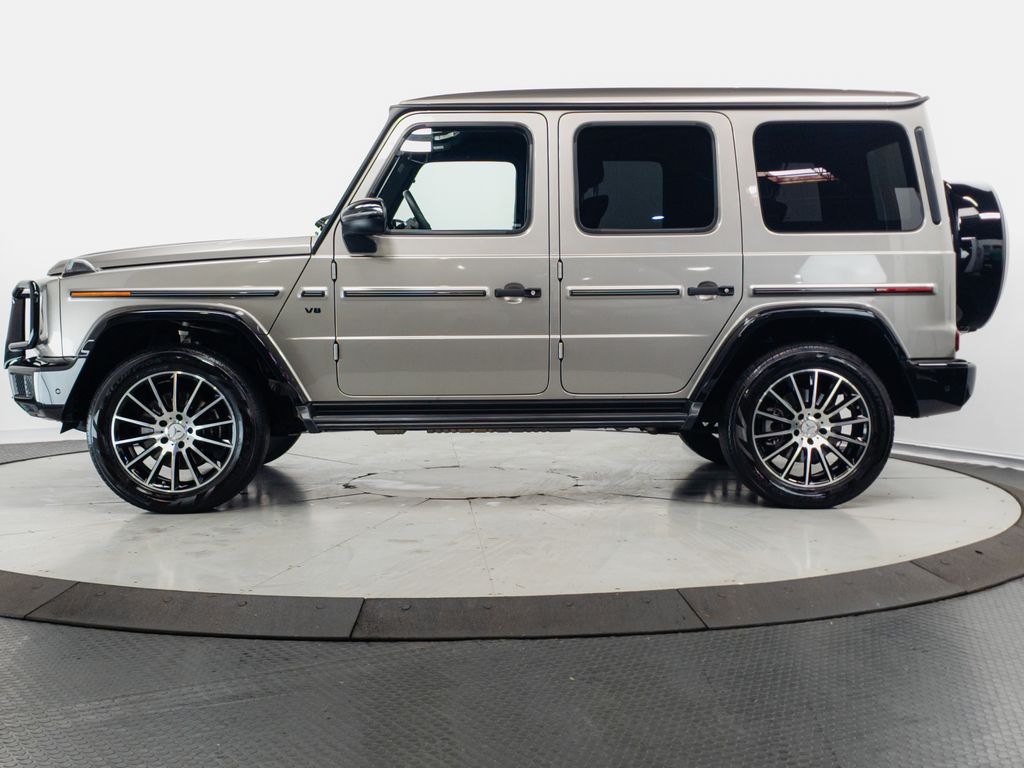 Used 2024 Silver Mercedes-Benz G 550 image 4