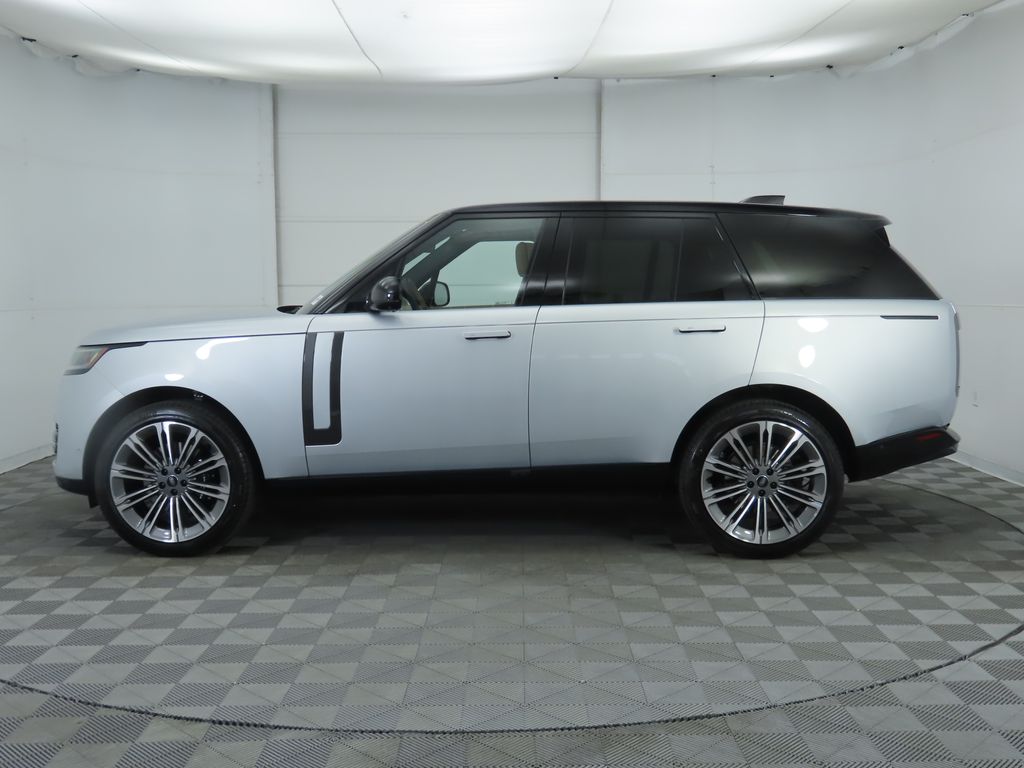 Thumbnail: 2025 Land Rover Range Rover - 8