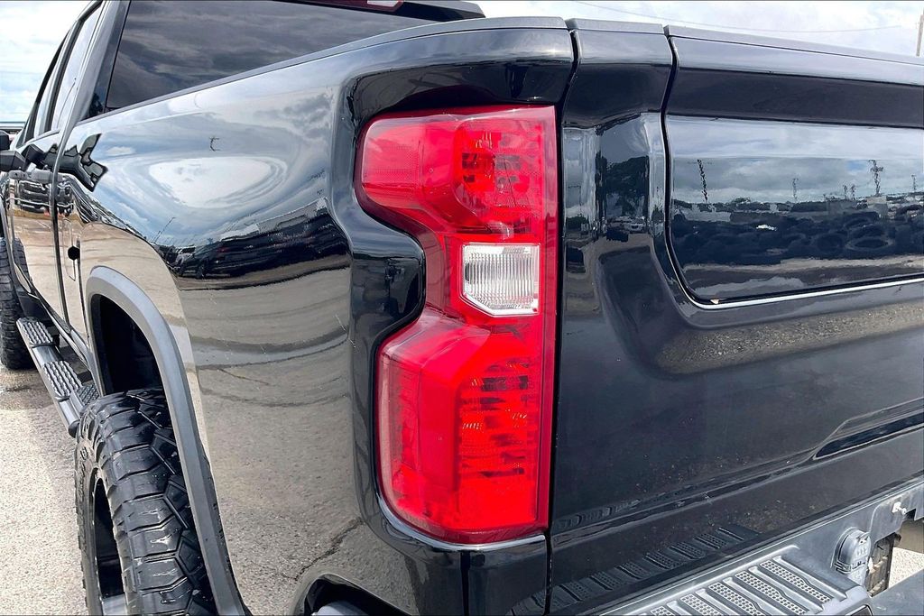 Used 2022 Chevrolet Silverado 2500HD Custom 4D Crew Cab
