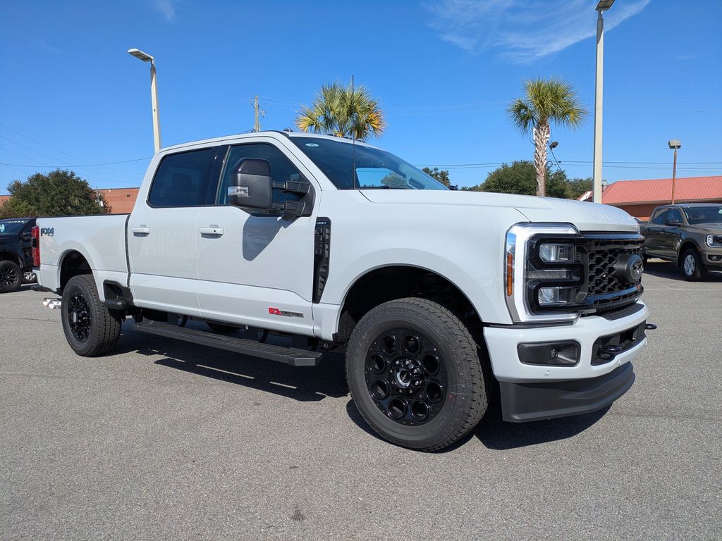 2026 Ford F-350 LARIAT