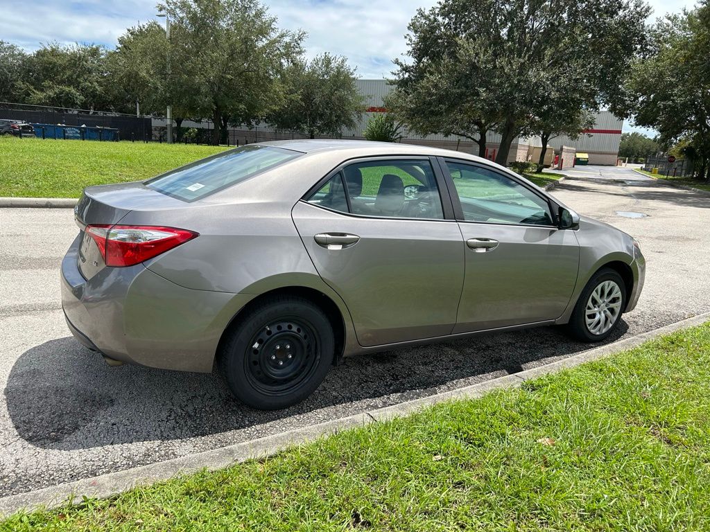Thumbnail: 2016 Toyota Corolla - 5