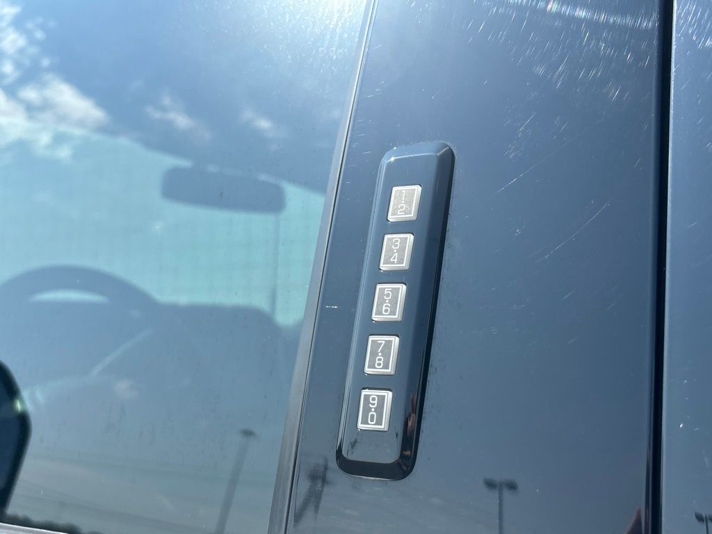 Used 2024 Ford F-250SD Truck
