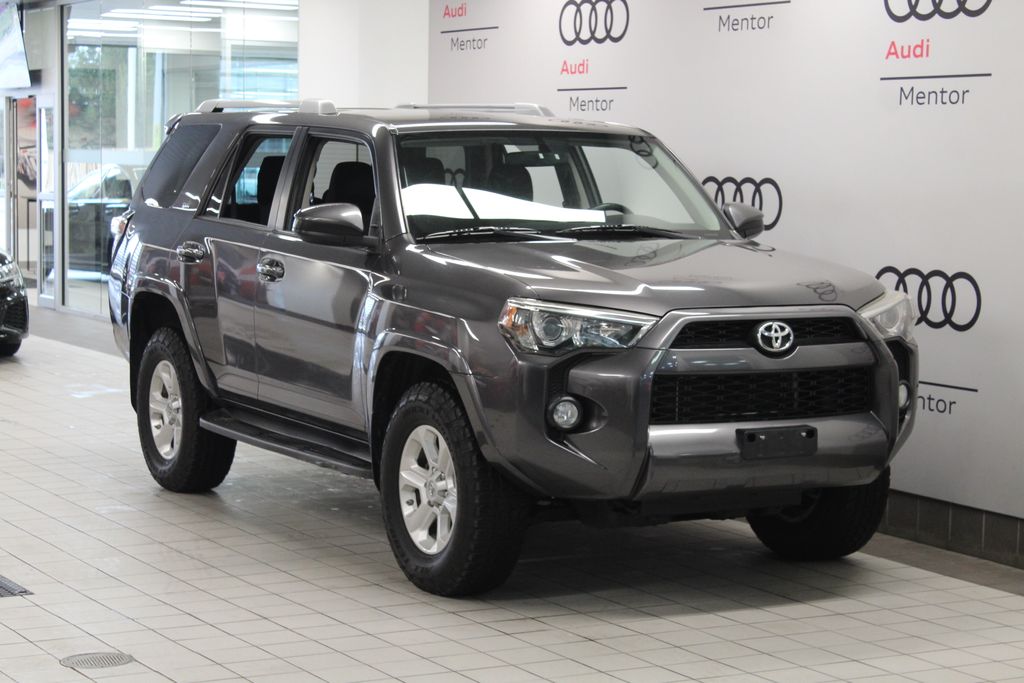 Thumbnail: 2015 Toyota 4Runner - 8