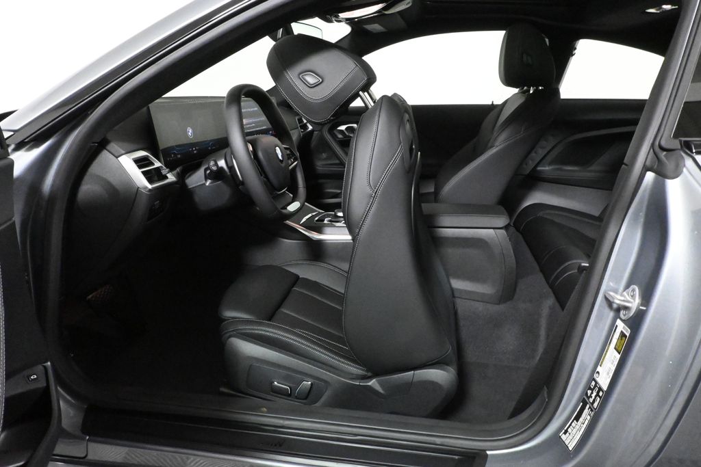 Thumbnail: 2025 BMW 2 Series - 31