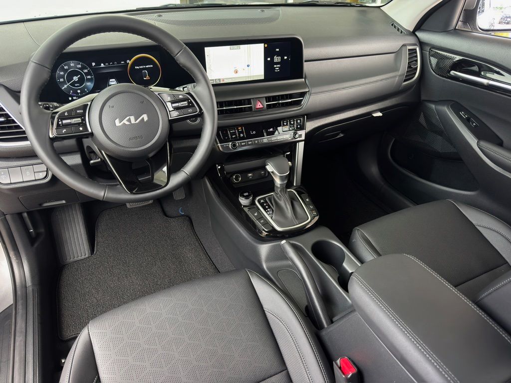 2026 Kia Seltos EX Gray at Community Kia