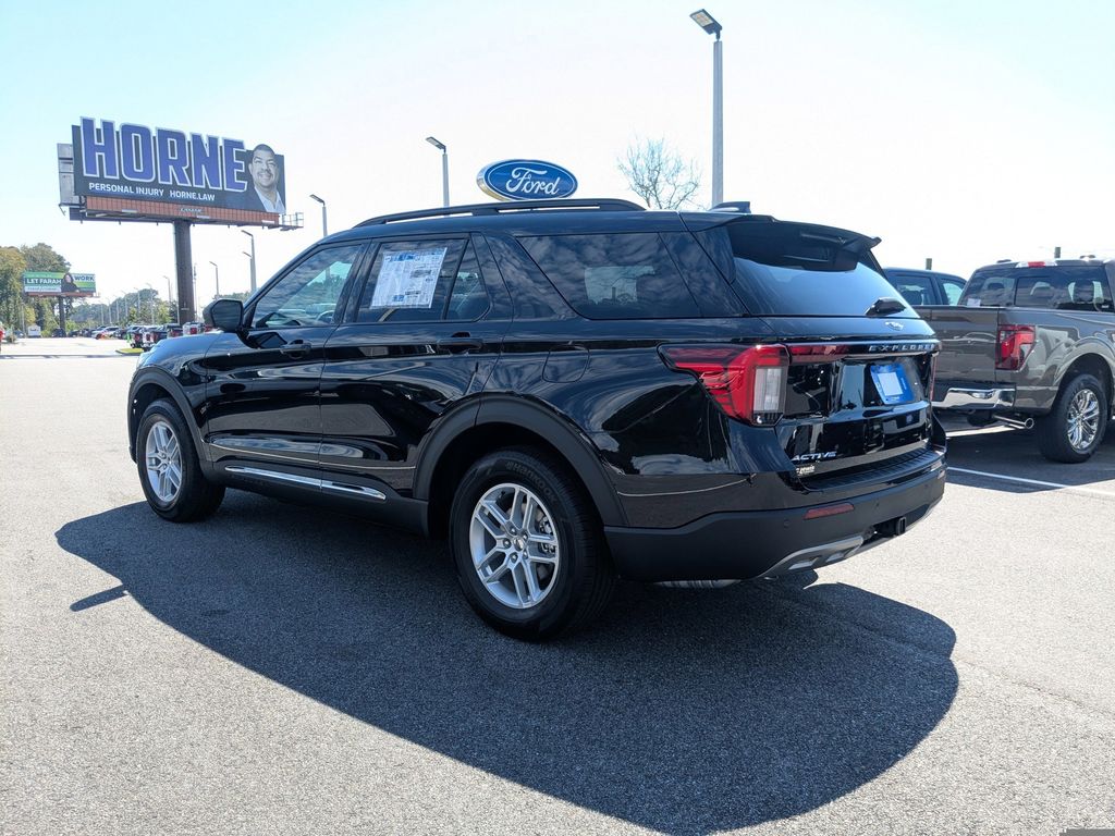 2025 Ford Explorer Active