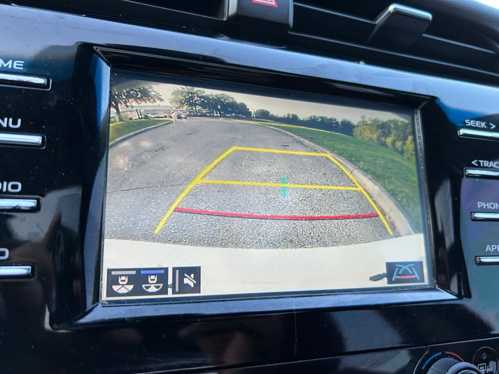 2018 Toyota Camry XSE 24