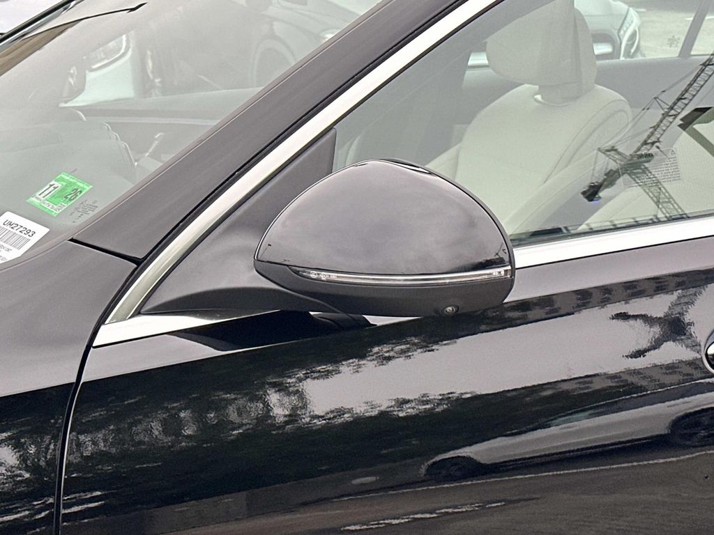 Thumbnail: 2025 Mercedes-Benz C-Class - 13