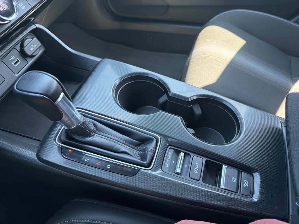 Thumbnail: 2023 Honda Civic - 32