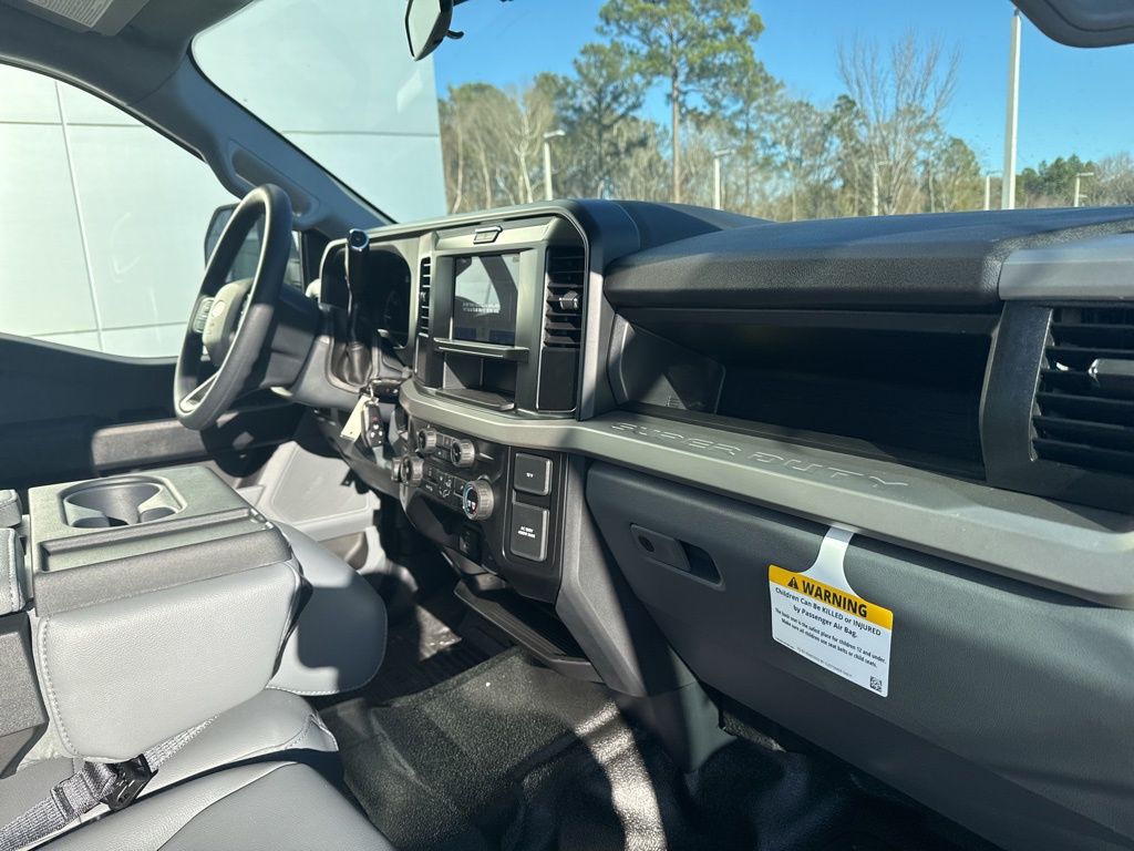 2026 Ford F-450 Chassis XL