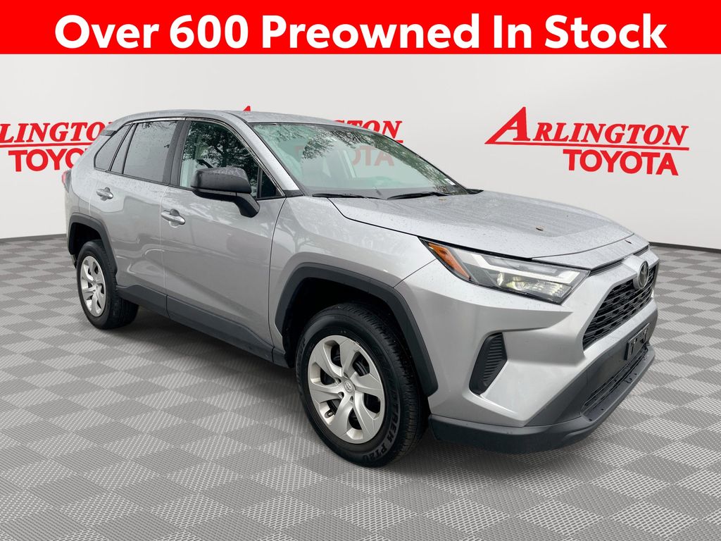 2024 Toyota RAV4 LE