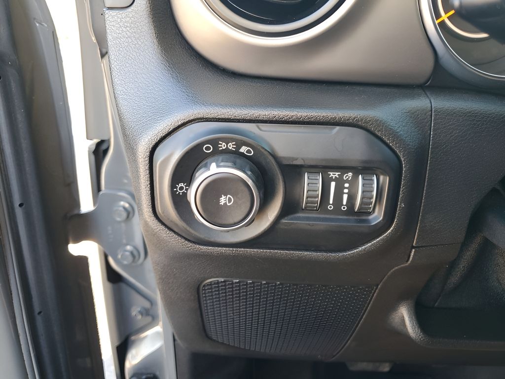 Used Car 2019 Jeep Wrangler  Unlimited Sport For Sale Under $25,000 In Austin, Texas