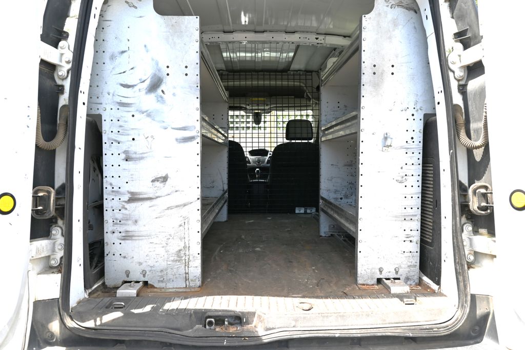 Thumbnail: 2014 Ford Transit Series - 14