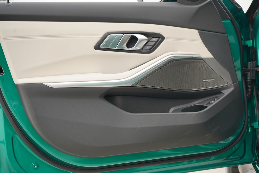 Thumbnail: 2026 BMW M3 - 10