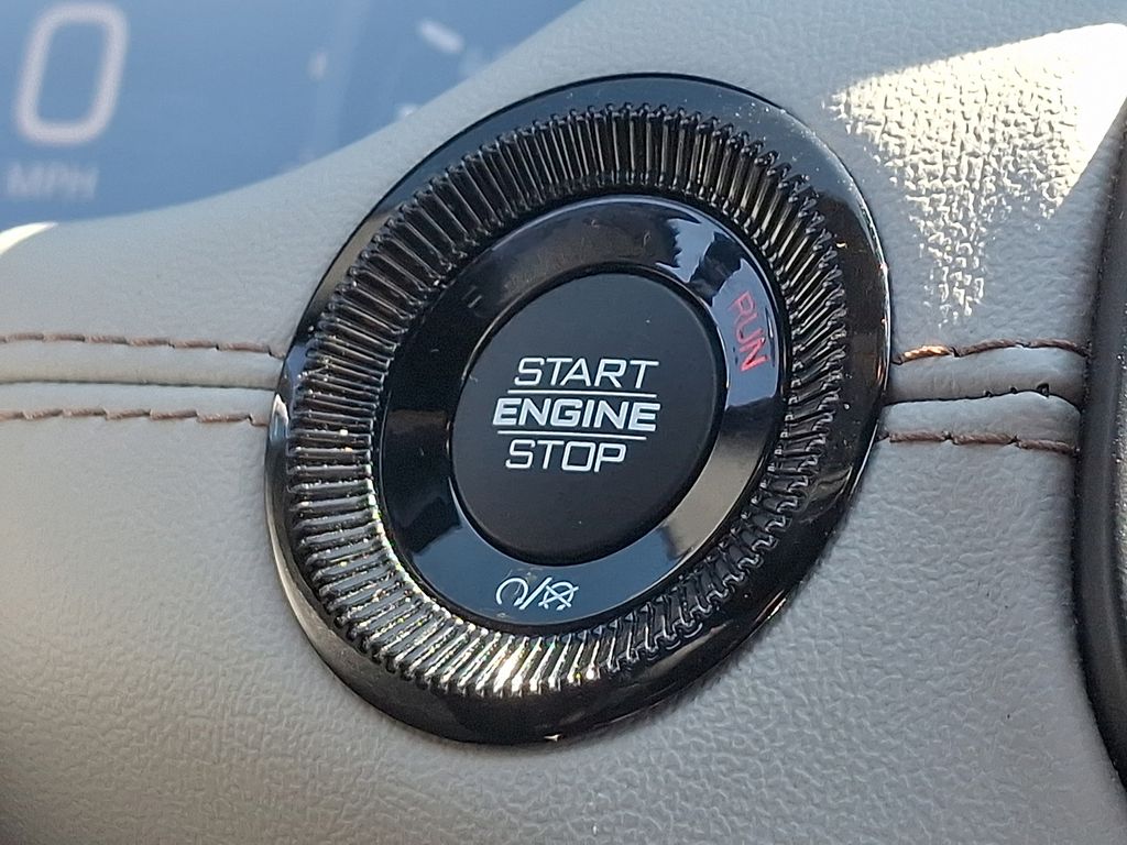 2025 Jeep Compass Limited White at Bob Ruth Ford