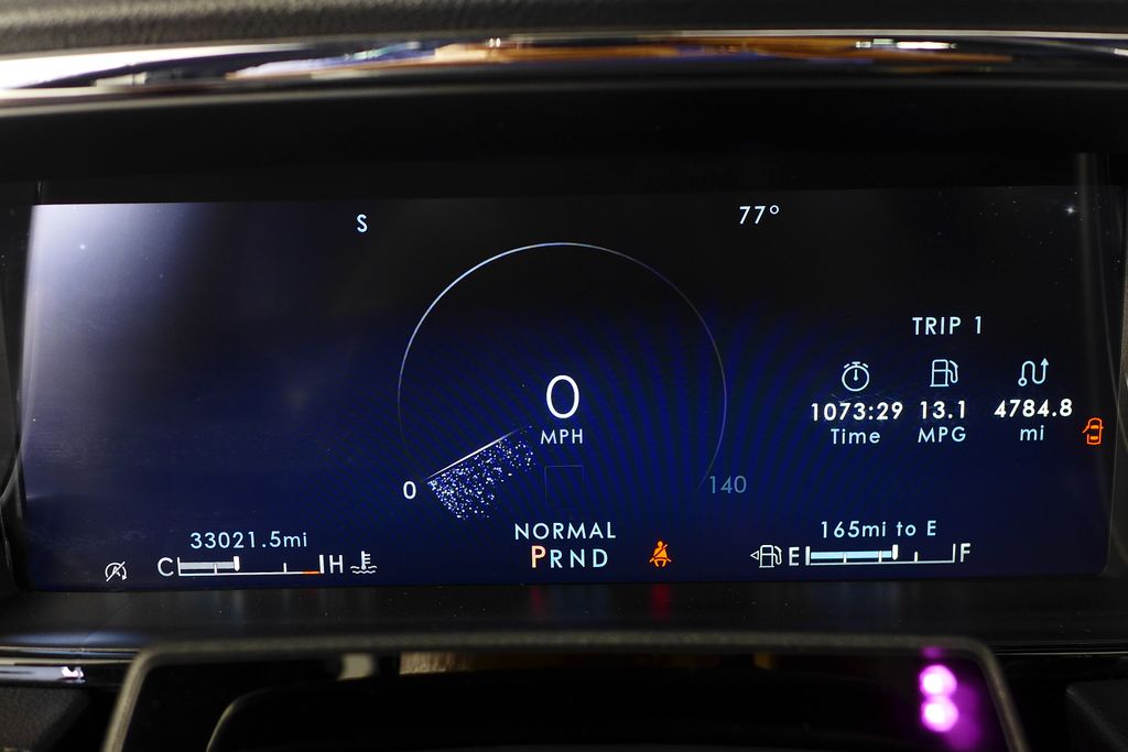 Thumbnail: 2023 Lincoln Navigator - 27