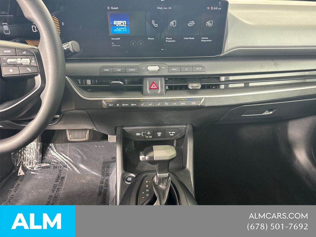 Used 2025 Red Kia LXS image 32