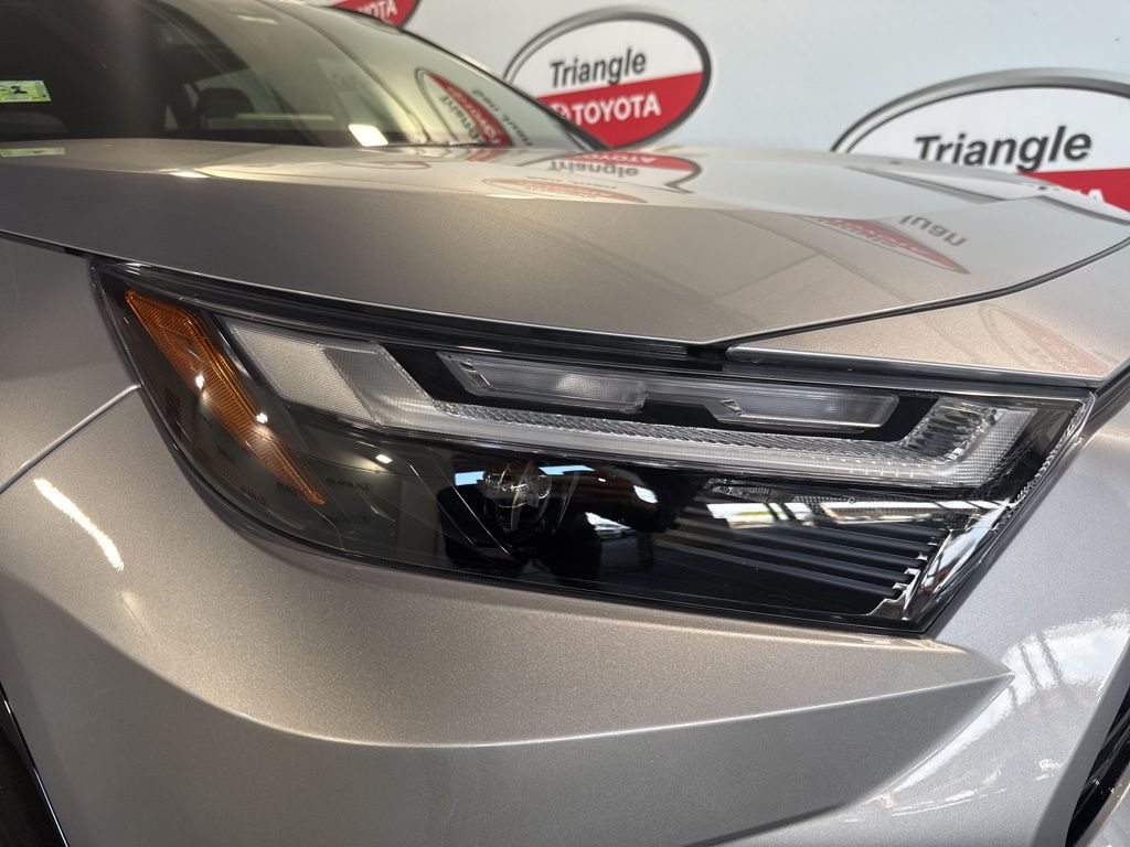 Thumbnail: 2023 Toyota RAV4 - 12