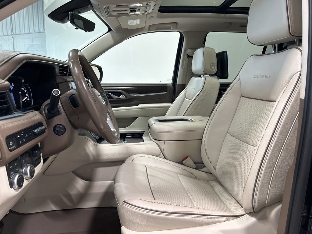 used 2021 GMC Yukon car, priced at $44,896