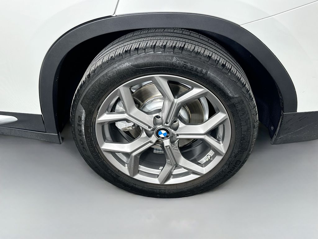 2022 BMW X4 xDrive30i 32