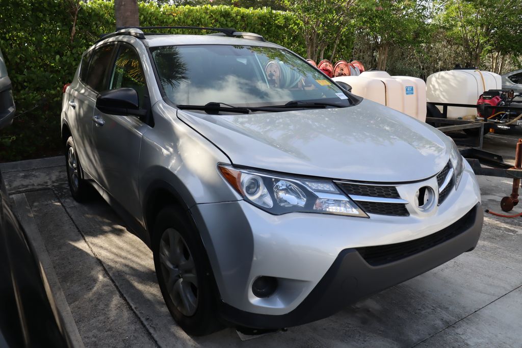 Thumbnail: 2013 Toyota RAV4 - 6