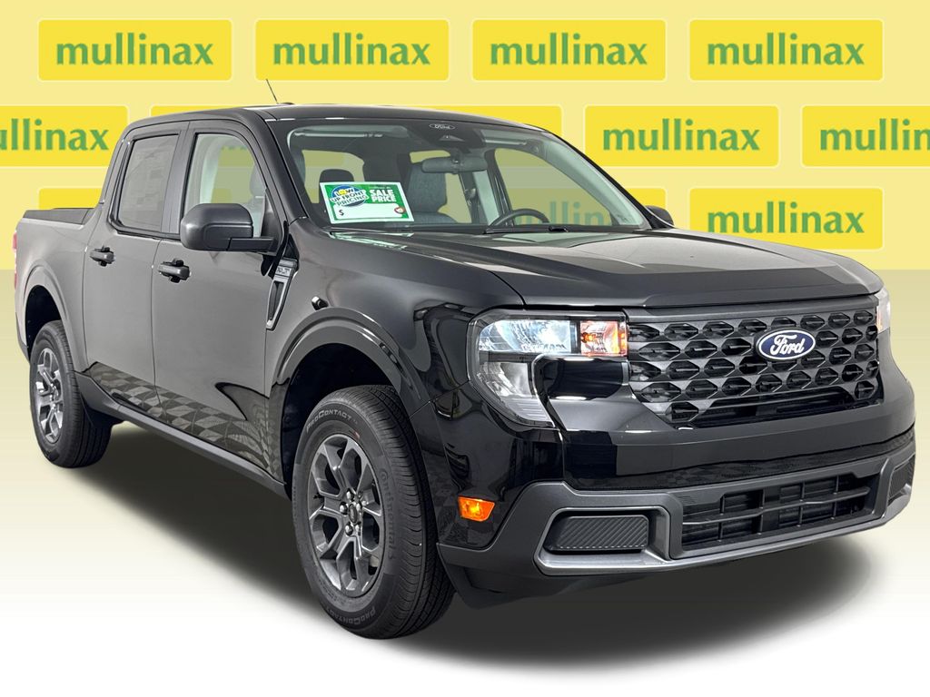 New 2026 Black Ford XLT image 2
