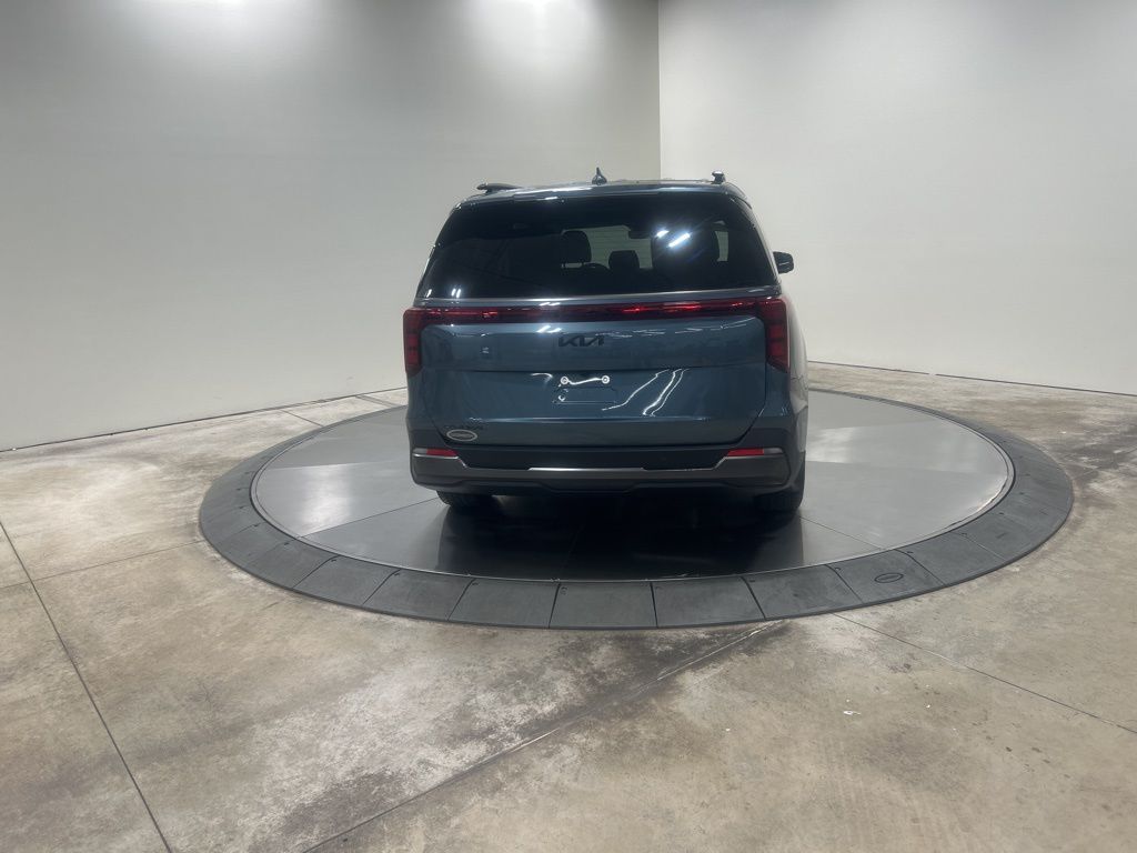 new 2026 Kia Carnival car, priced at $47,685