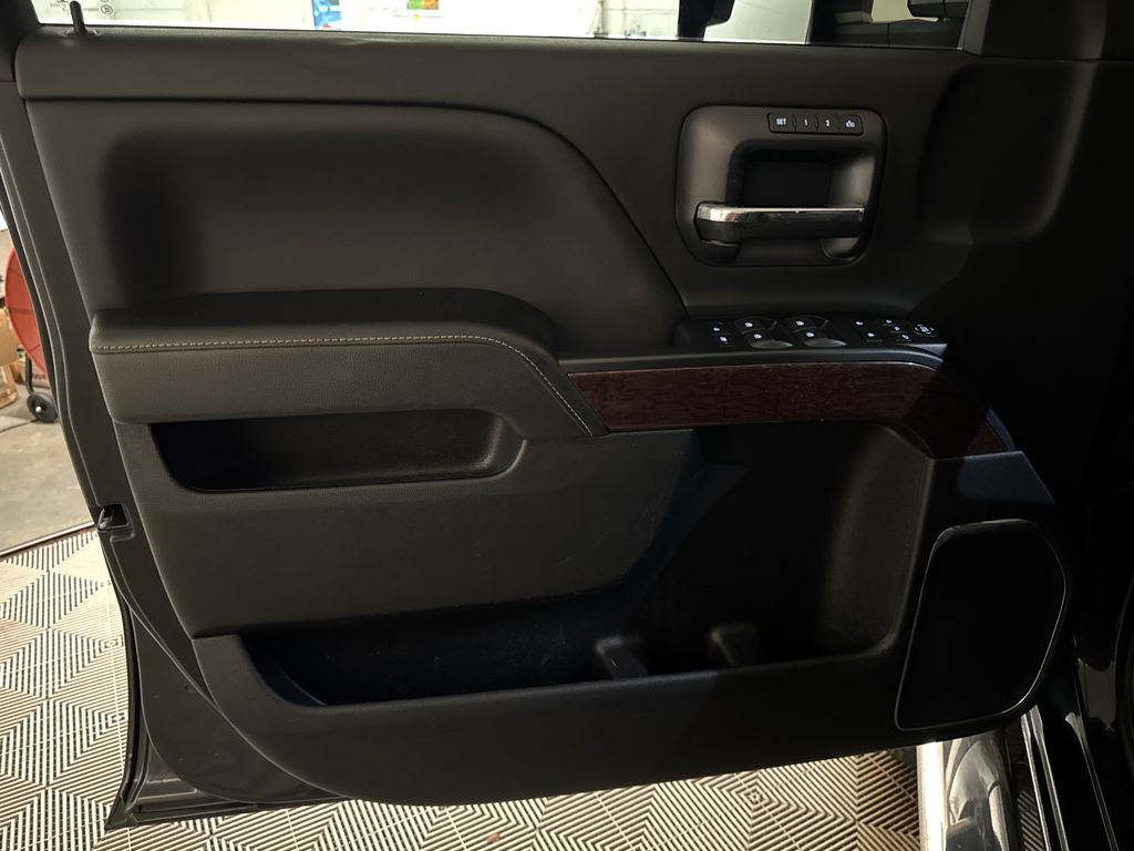 Used 2019 Gray GMC SLT image 15