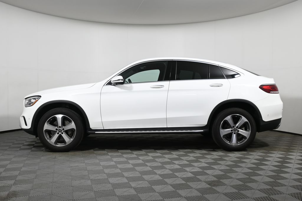 2023 Mercedes-Benz GLC 300 2
