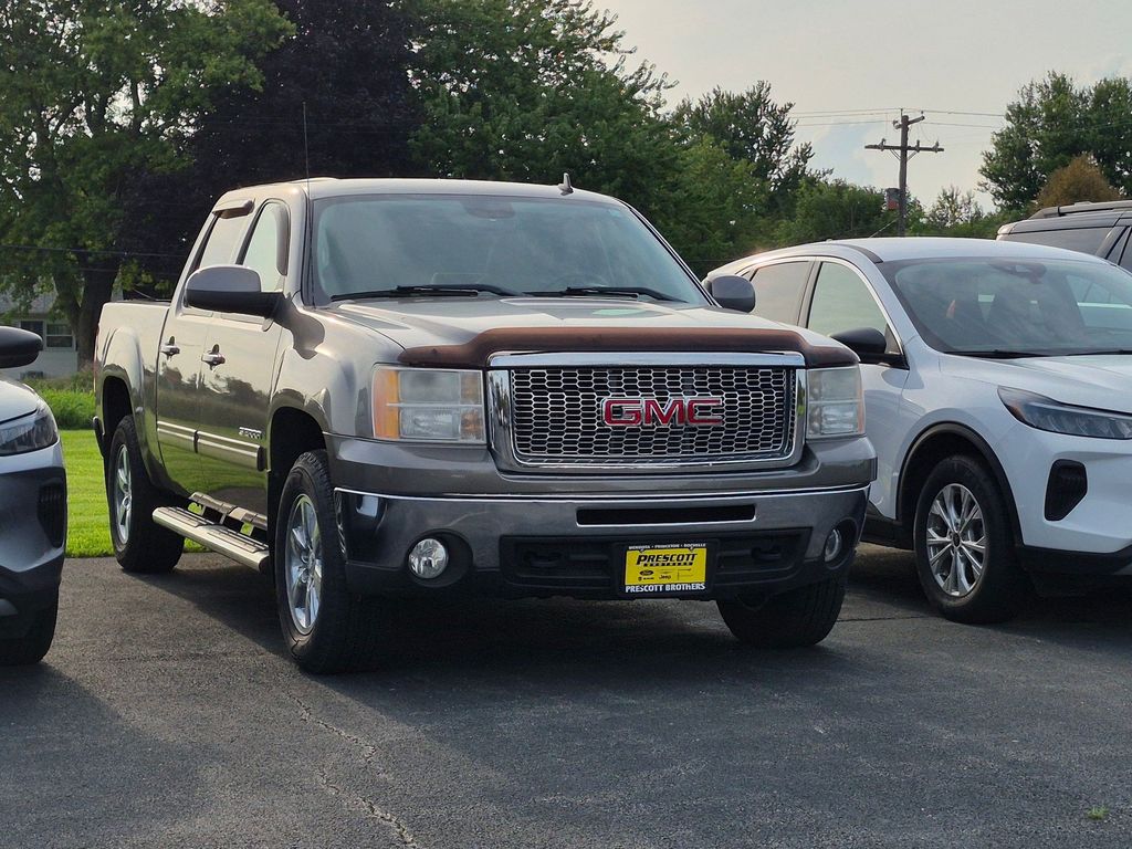 Gray (Mocha Steel Metallic) 2013 GMC Sierra 1500 Pickup Truck Four-Wheel Drive 6-Speed Automatic