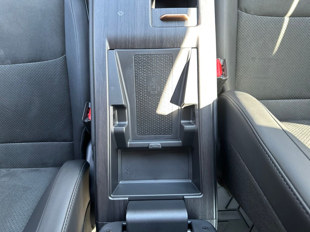 2025 Nissan Ariya EVOLVE+ e-4ORCE