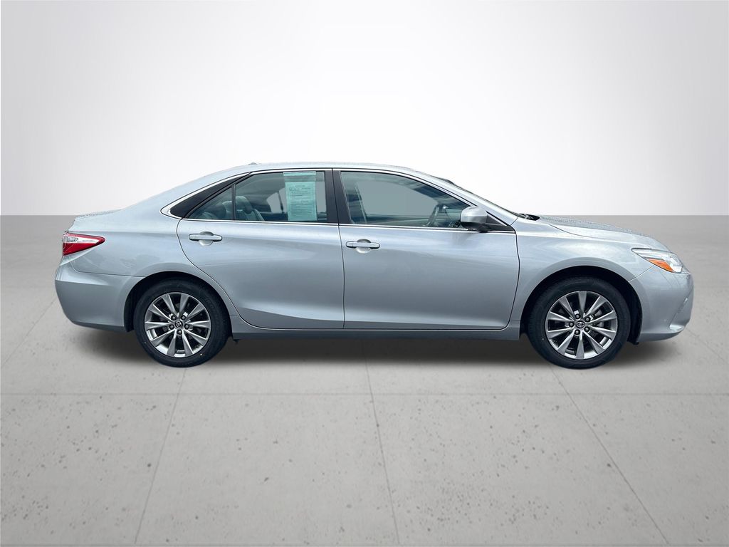 2016 Toyota Camry XLE